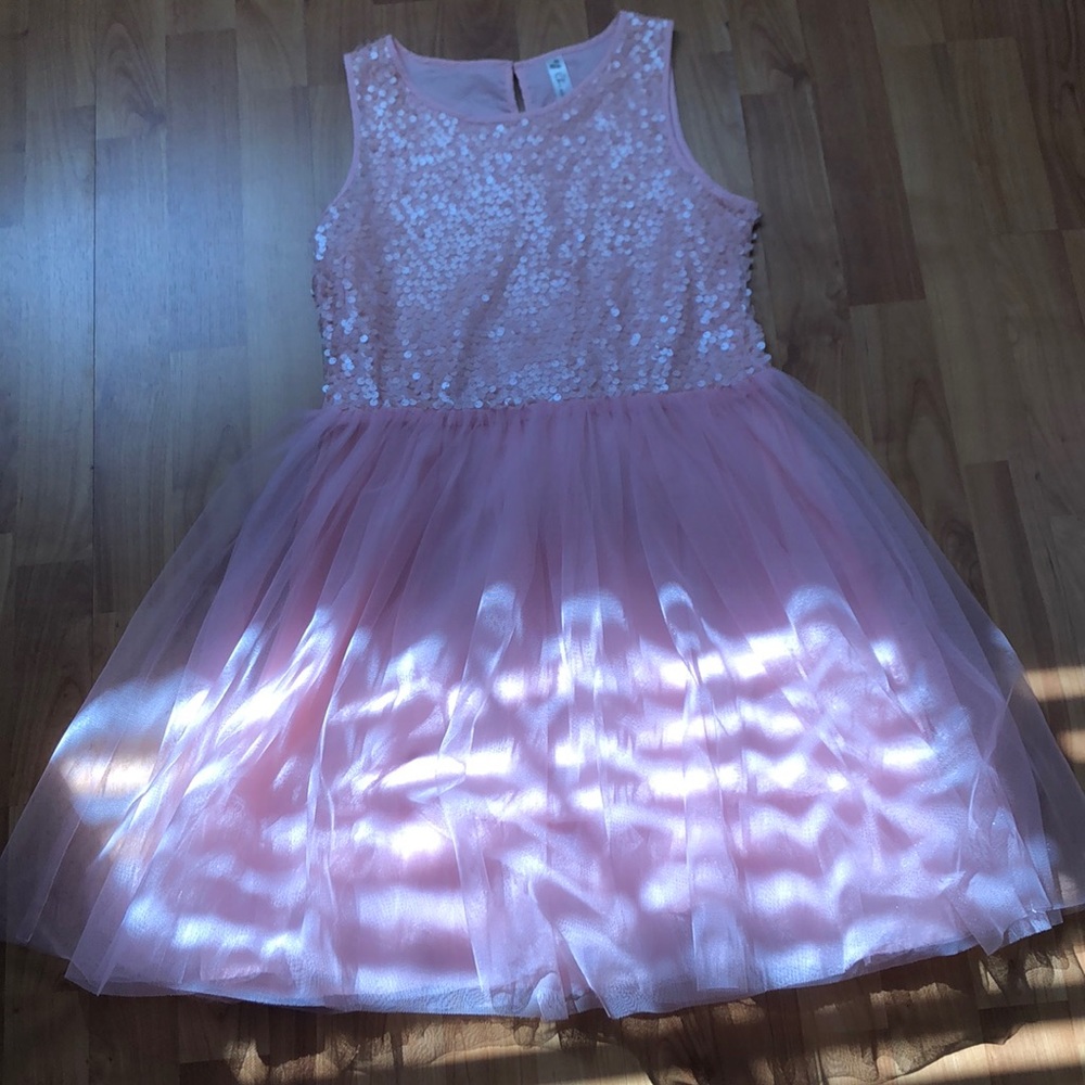 Cherokee light pink with sequence on the top